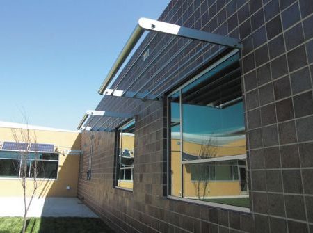 exikonomisi_tx03_2011_04-450x335